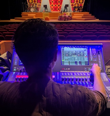 Working Yesterday Once More in the Drayton Festival Theatre